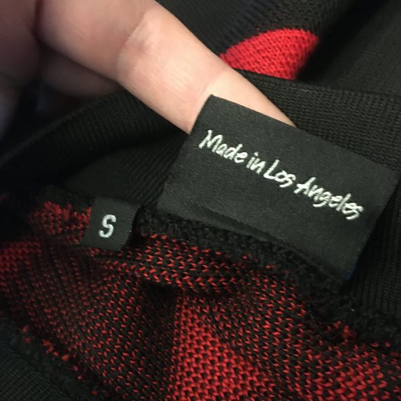 Essential Digital Heart knit Skirt Small - Picture 3 of 5